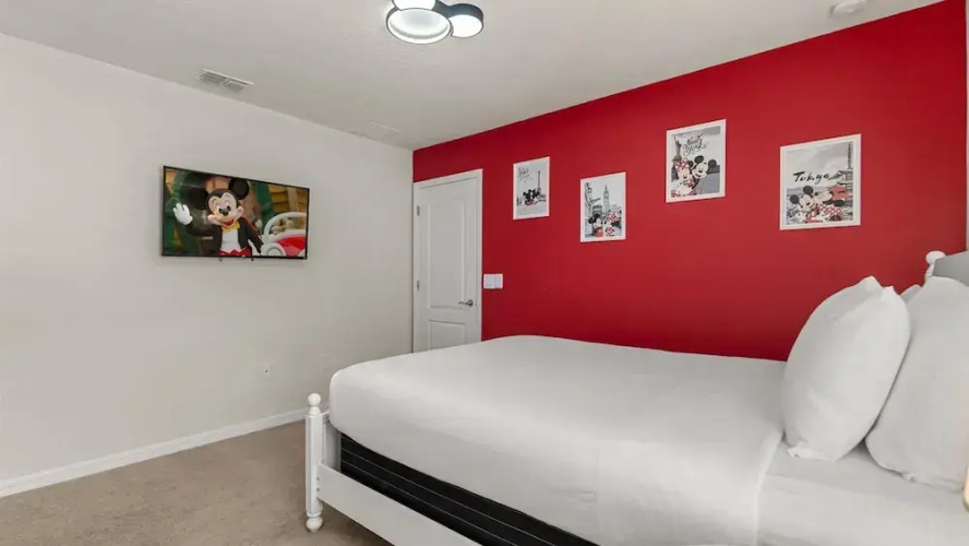 Luxe 7BR Solterra Villa Games Pool Themed Rooms