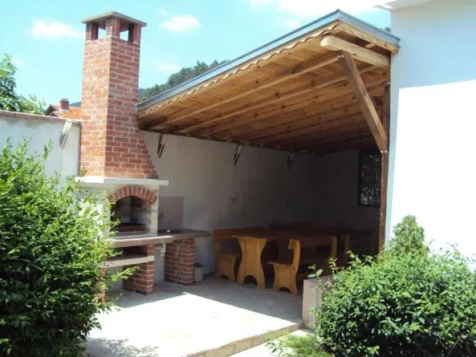 Villa Mirlevi