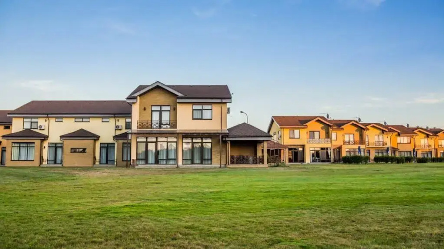 Golf Village