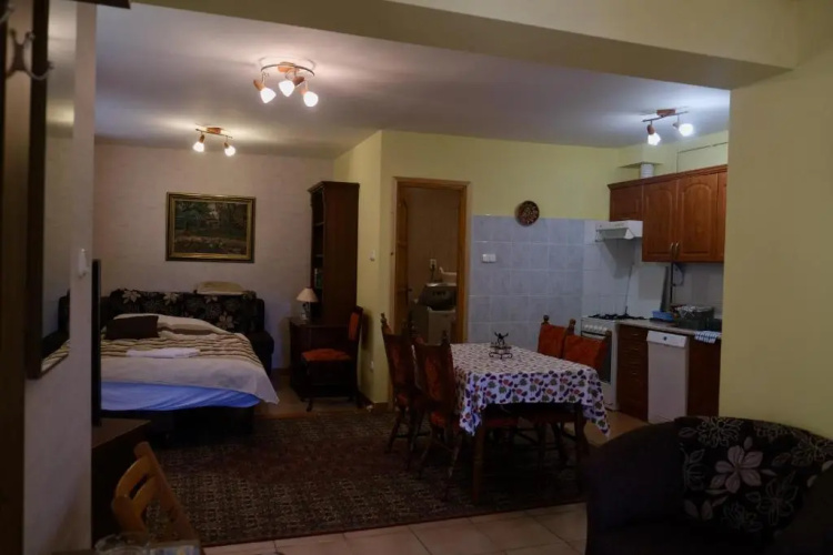Ezüsthíd Apartman