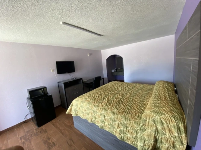 1 Bedroom Economy Single room