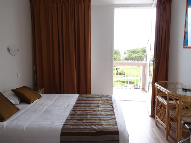 Brit Hotel Hermitage