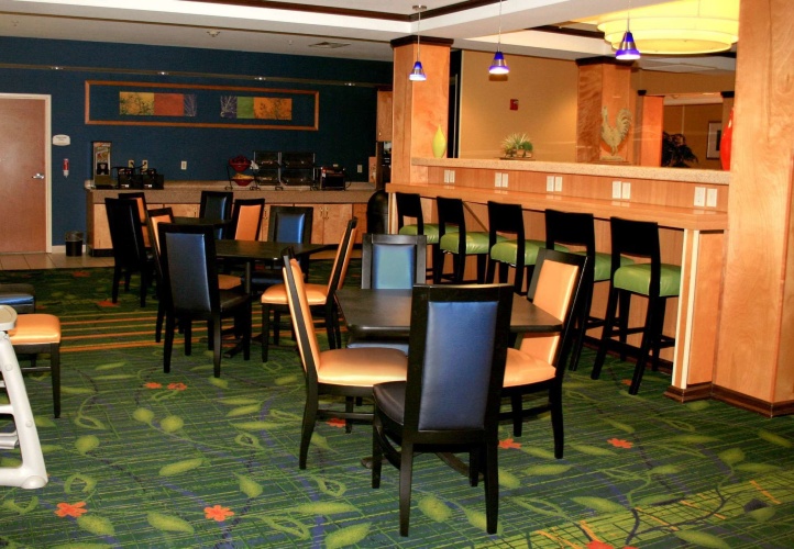 Fairfield Inn & Suites Fairmont photo 18