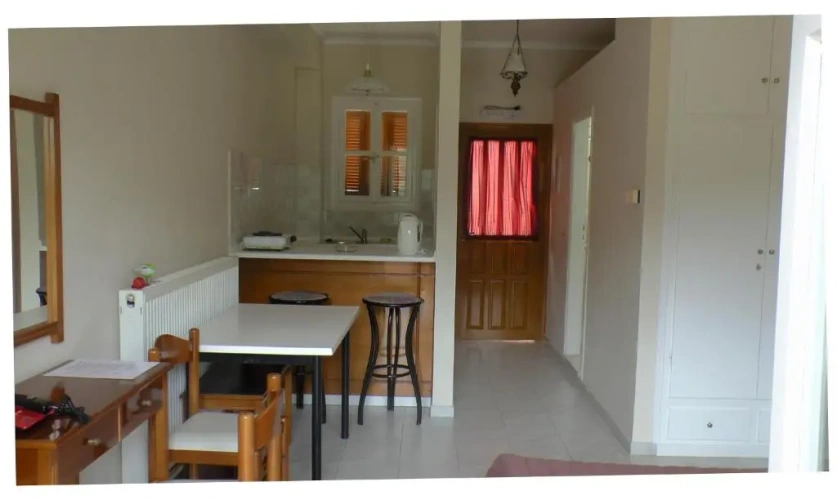 Deluxe Double Studio