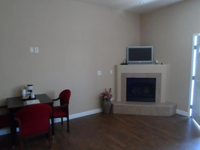 2172-2178 main st