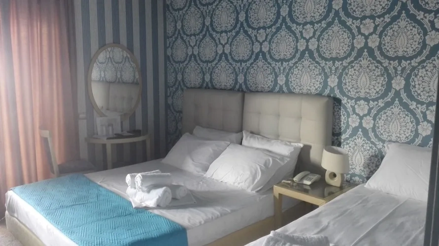 Standard Triple room with balcony