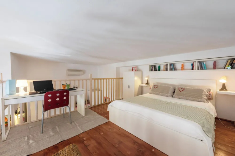 Bartolommeo Scala Loft by Mmega