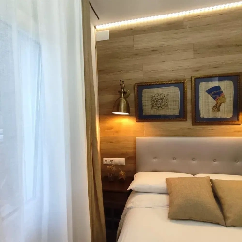 Standard Club room