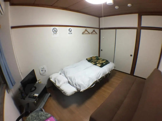 Kenroku Haitsu 201(兼六ハイツ201)