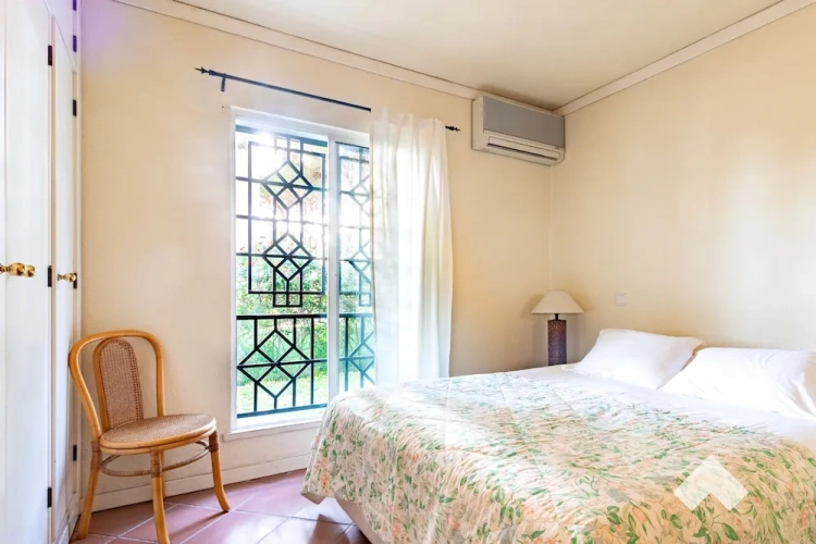 3 Bedrooms Villa with balcony