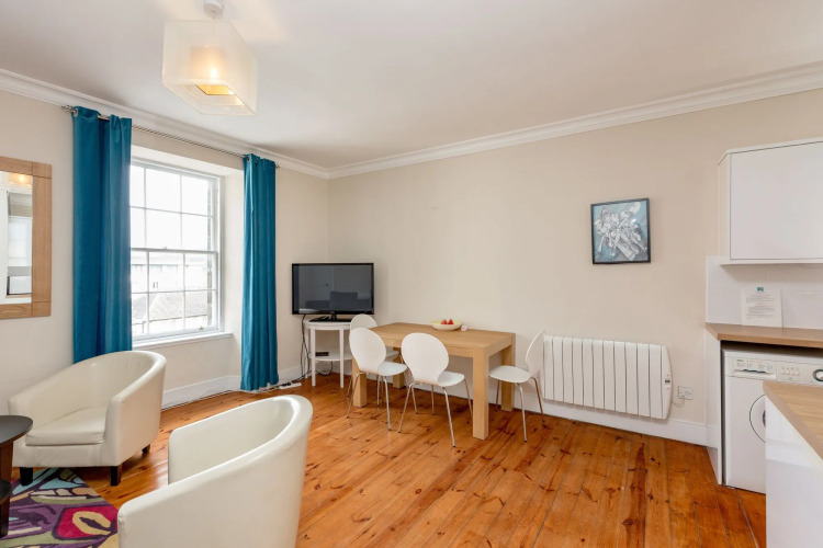 Silver Lining - Mile ApartmentsOver view