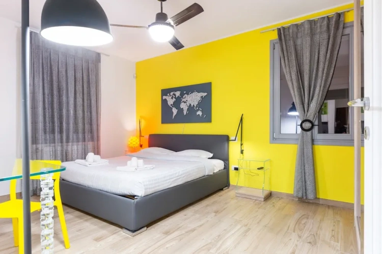 2 Bedrooms Apartment