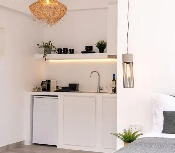 MAEVA Santorini Suites