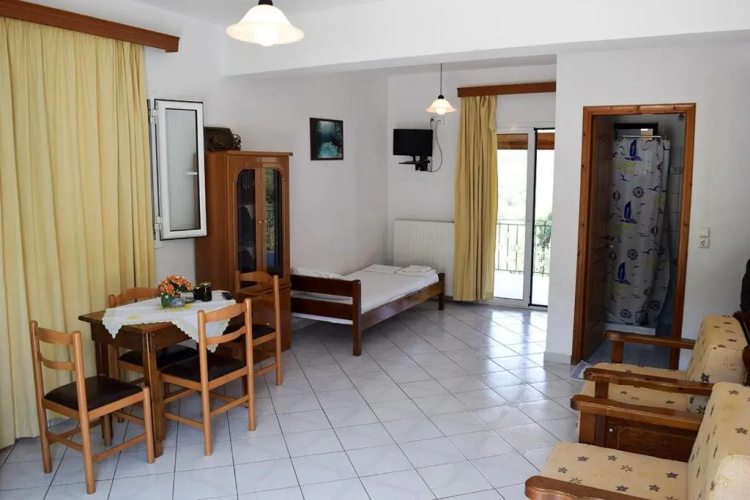 Daratos apartment 3