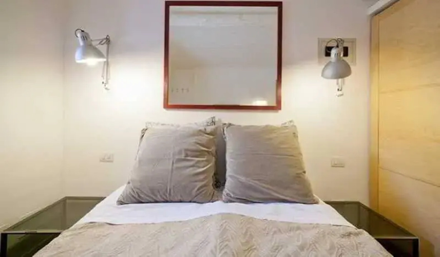Apollo Apartment