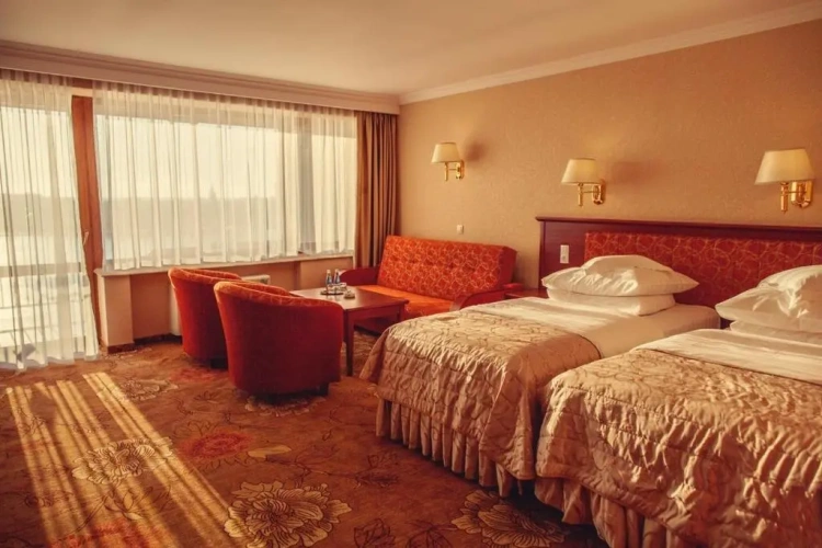 Standard Twin room with balcony