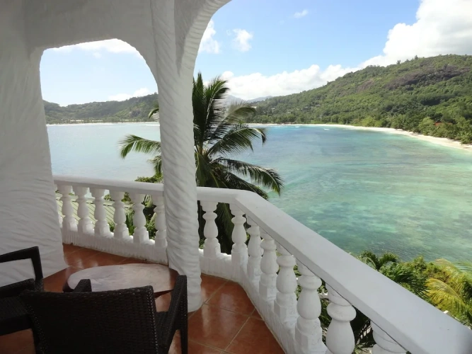 1 Bedroom Junior Suite with balcony