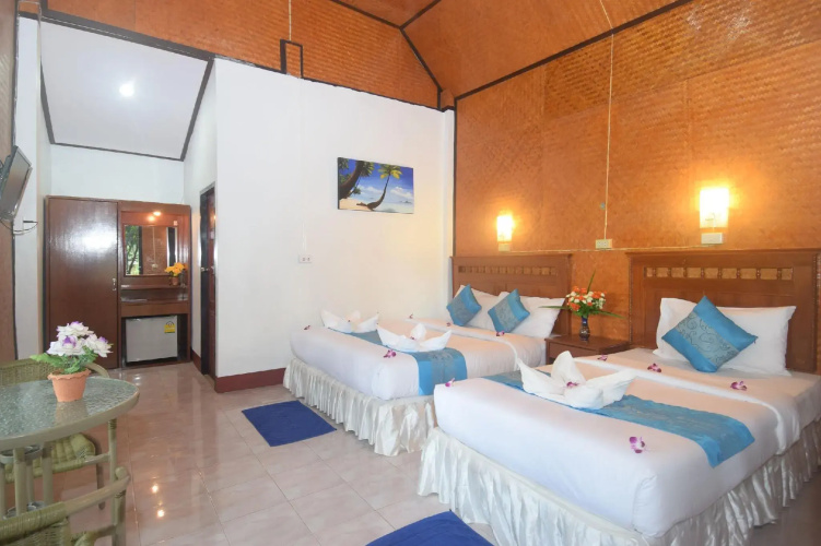 Lanta Sunny House