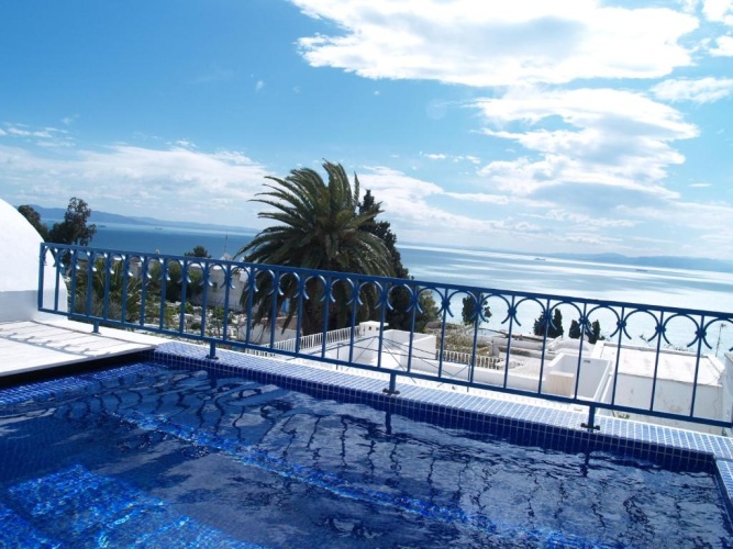 Villa beachfront