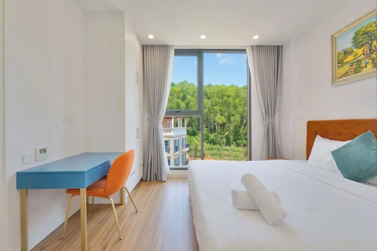 1 Bedroom Apartment