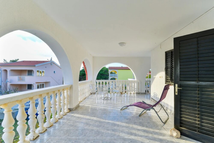 Lojan Apartments