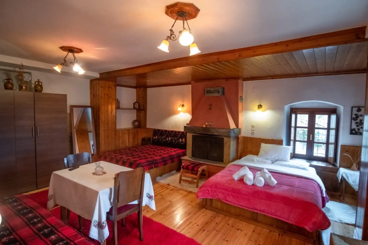 Deluxe Quadruple room