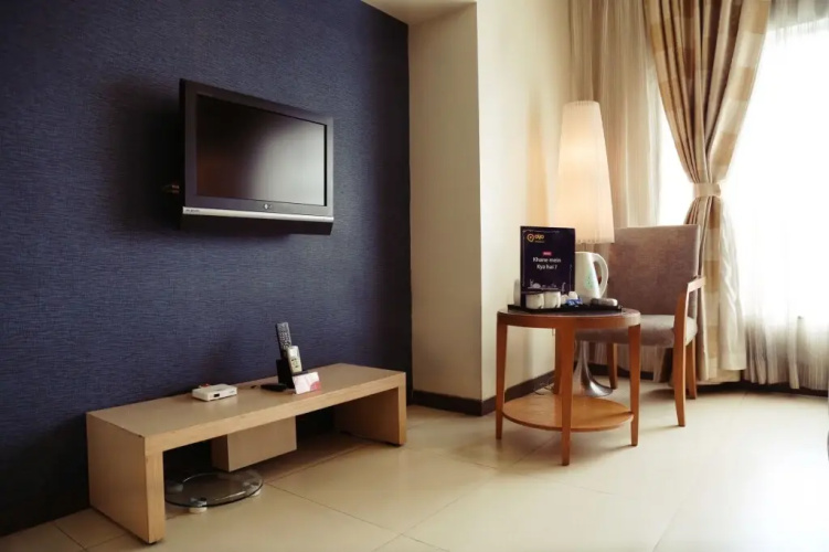 Capital O 697 The Sirona Hotel