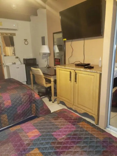 Georges Royal Inn
