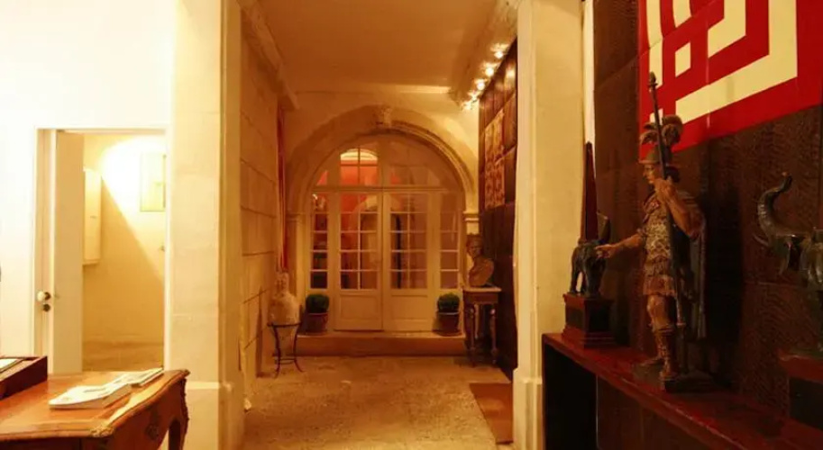 Hotel Pagy De Valbonne