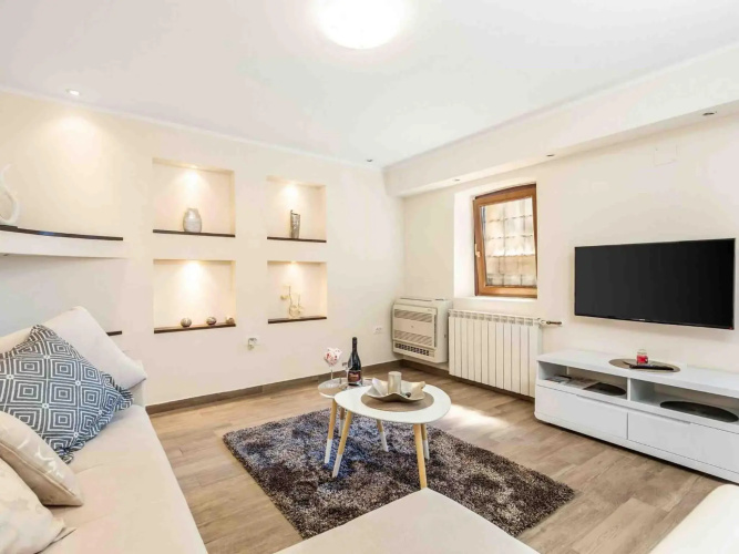 Srok Apartments