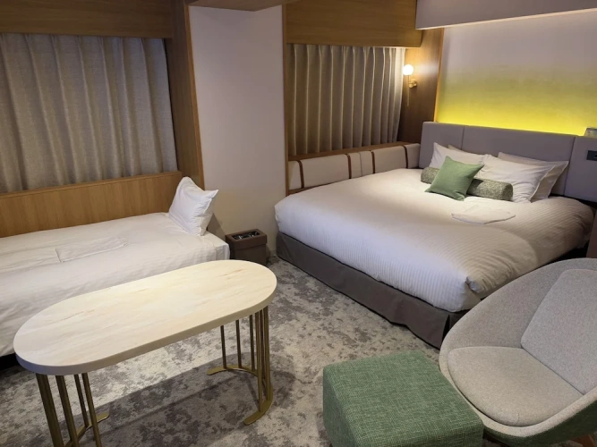 Standard Triple room