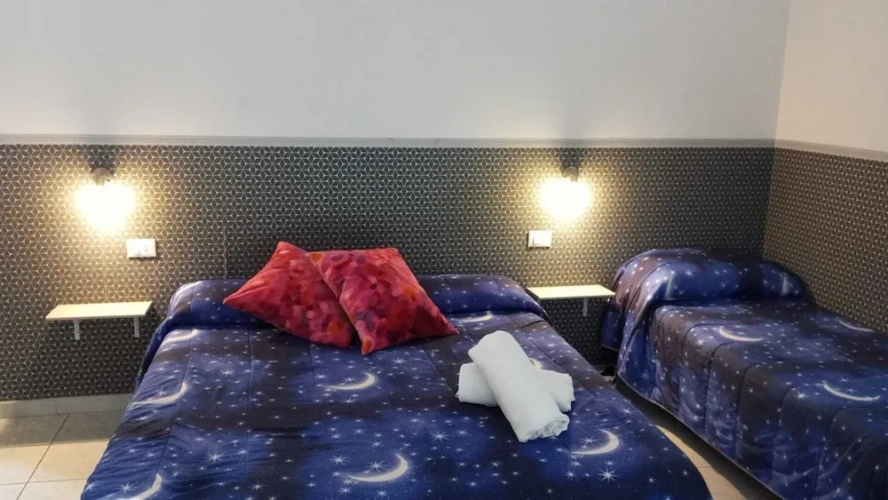 Classic Triple room with balcony