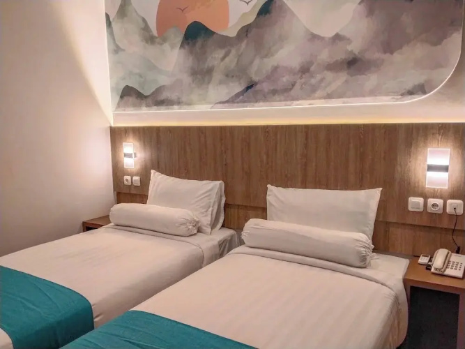 Front One Luxe Hotel Solo