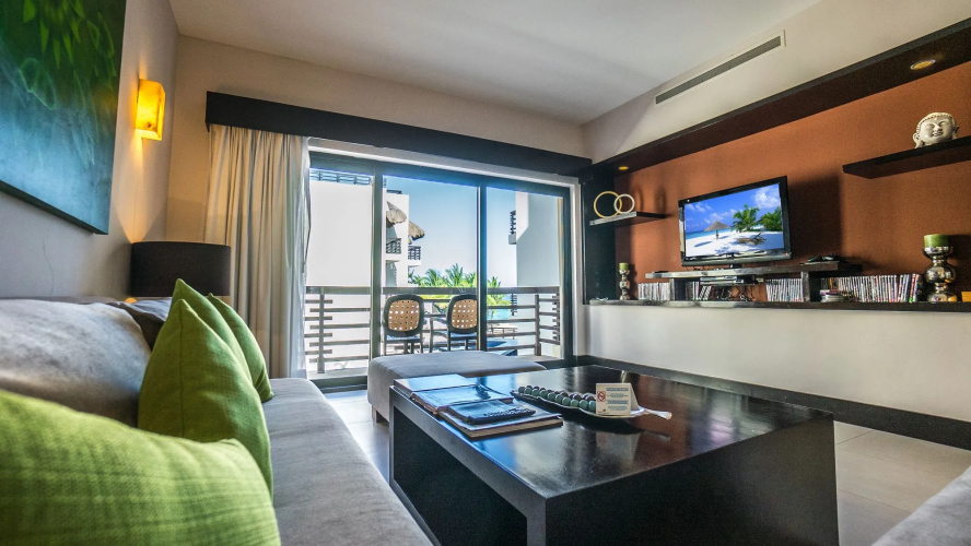 Aldea Thai by Bric