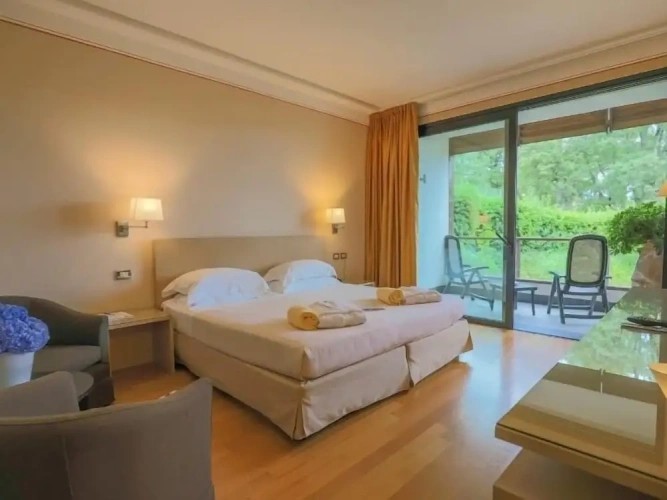Suite with balcony