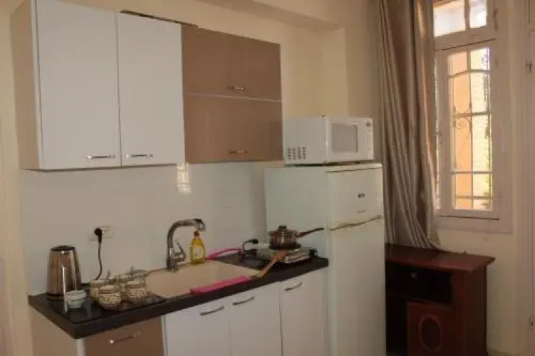 Tannous Aparthotel