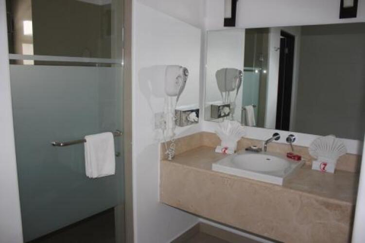 Imagen de Seven Crown Express &amp; Suites Cabo San Lucas