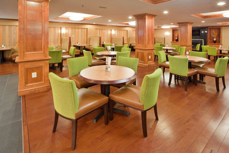 Holiday Inn Express Hotel & Suites Fredericksburg photo 31