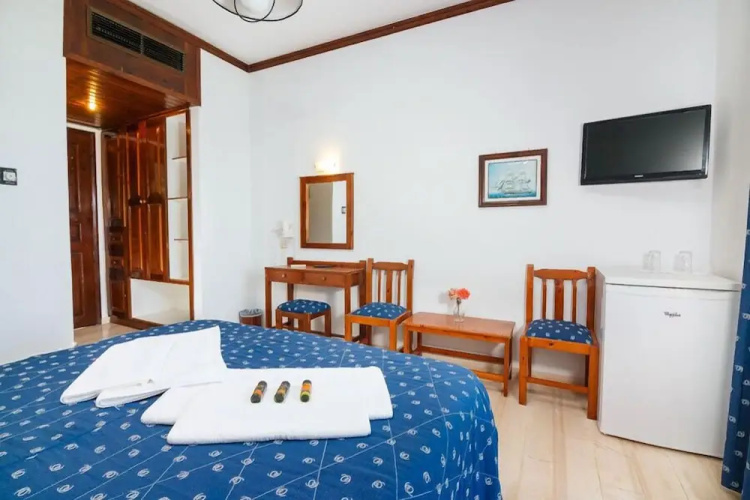 Lena Beach Hotel