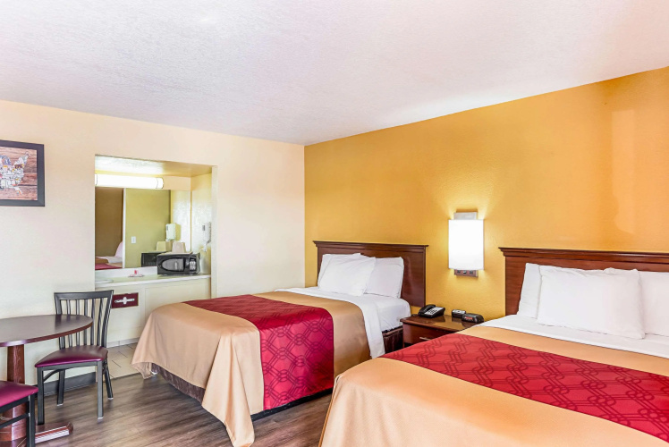 Econo Lodge McAlester