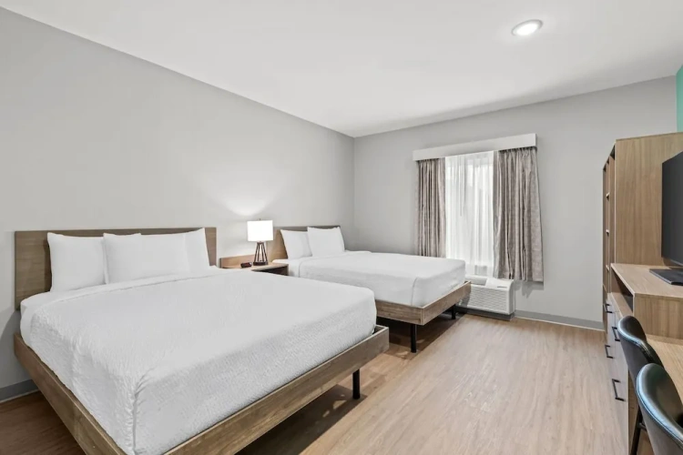 Quadruple Suite