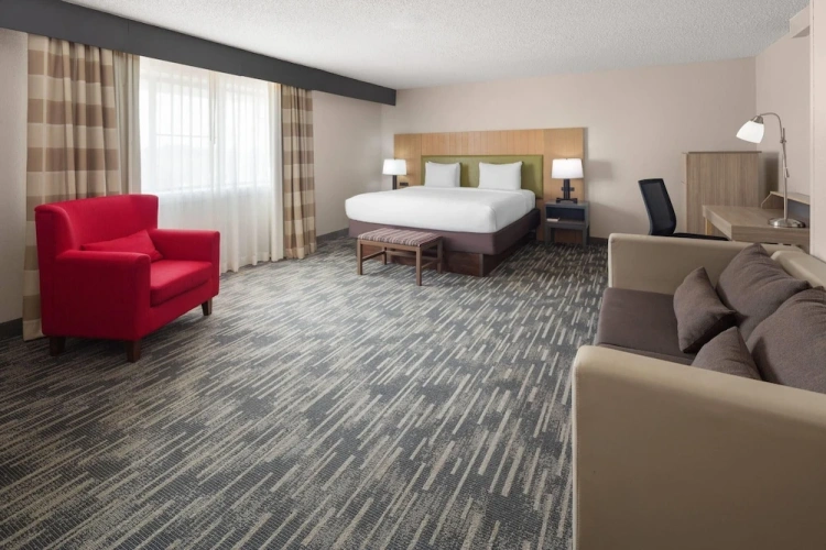 Deluxe Double Suite
