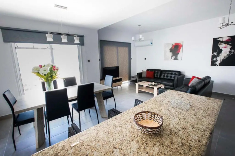 Diamond Townhouse 17