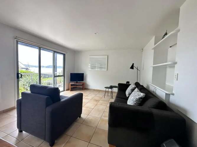 Beachfront on Waiheke