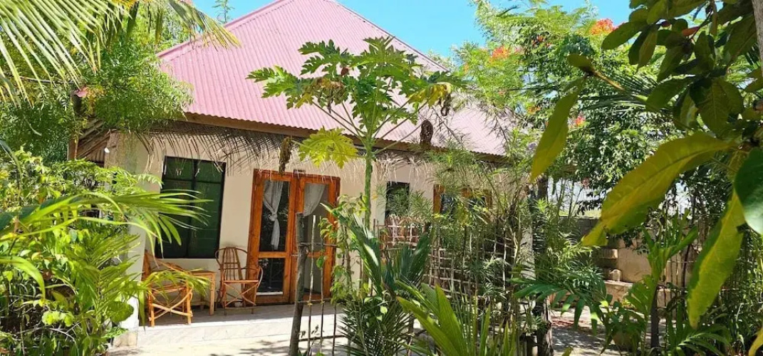 Z-Village Lodge