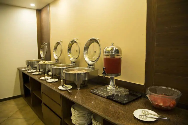 Ashu Homes-Service Apartment
