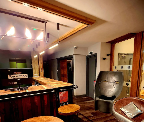Pinnacle Suites
