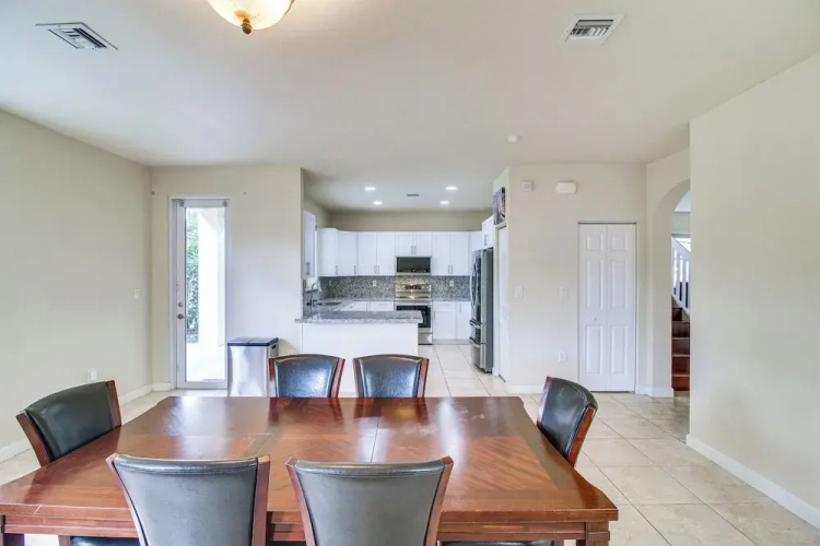 Yard w/ Lake View: Remote Working Hub in Homestead