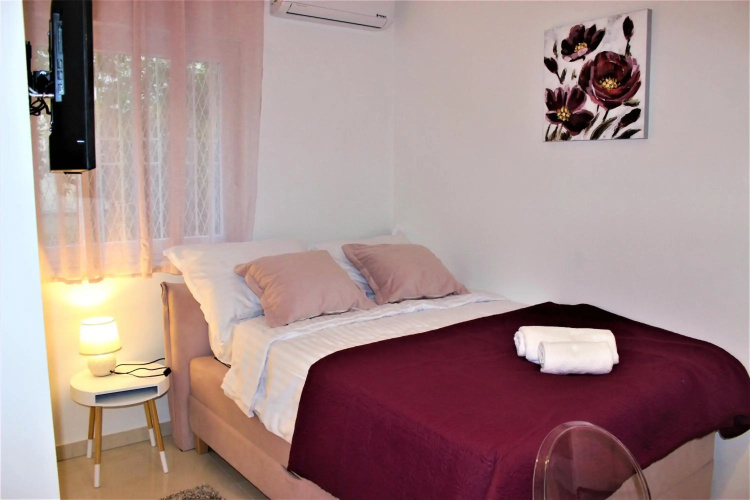 Marine Lux apartments