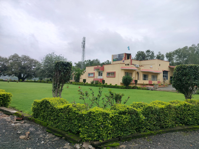 TGI Jahaj Mahal